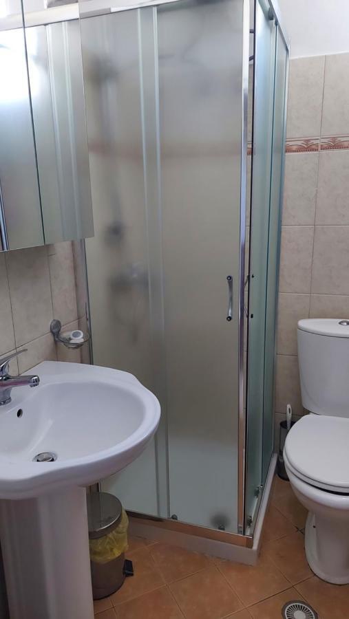 Sea View Apartment Saranda Eksteriør billede